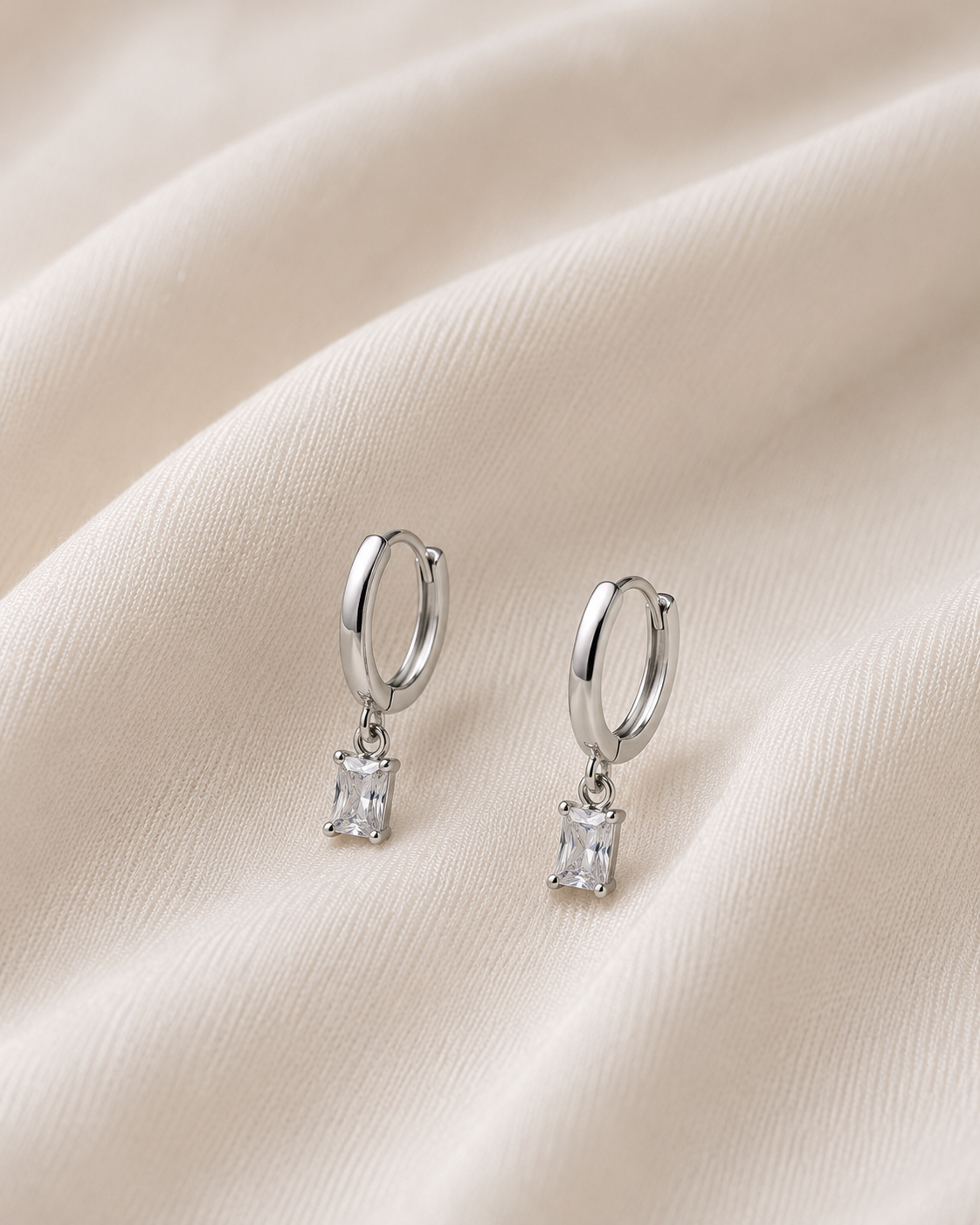 Brinco Argola com Gota Retangular